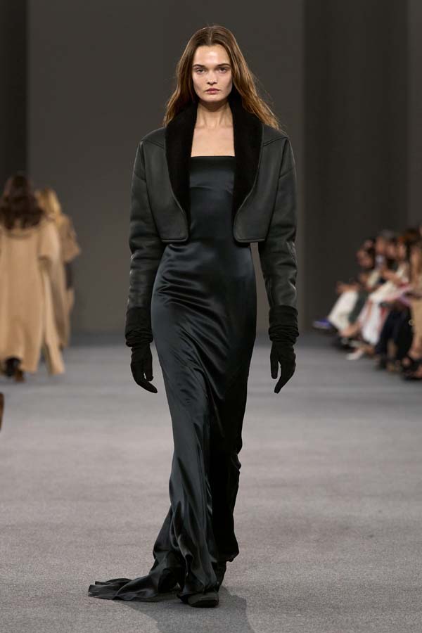maxmara セットアップ Technical jersey zip-up sweatshirt, ecru | Max Mara